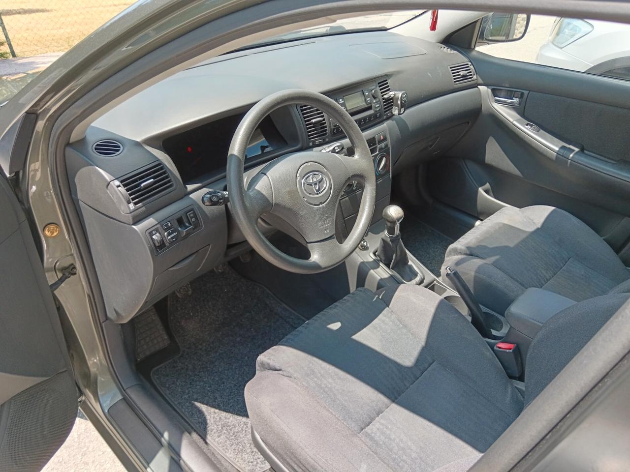 Toyota Corolla 1.4 VVT-I 97CV NUOVISSIMA
