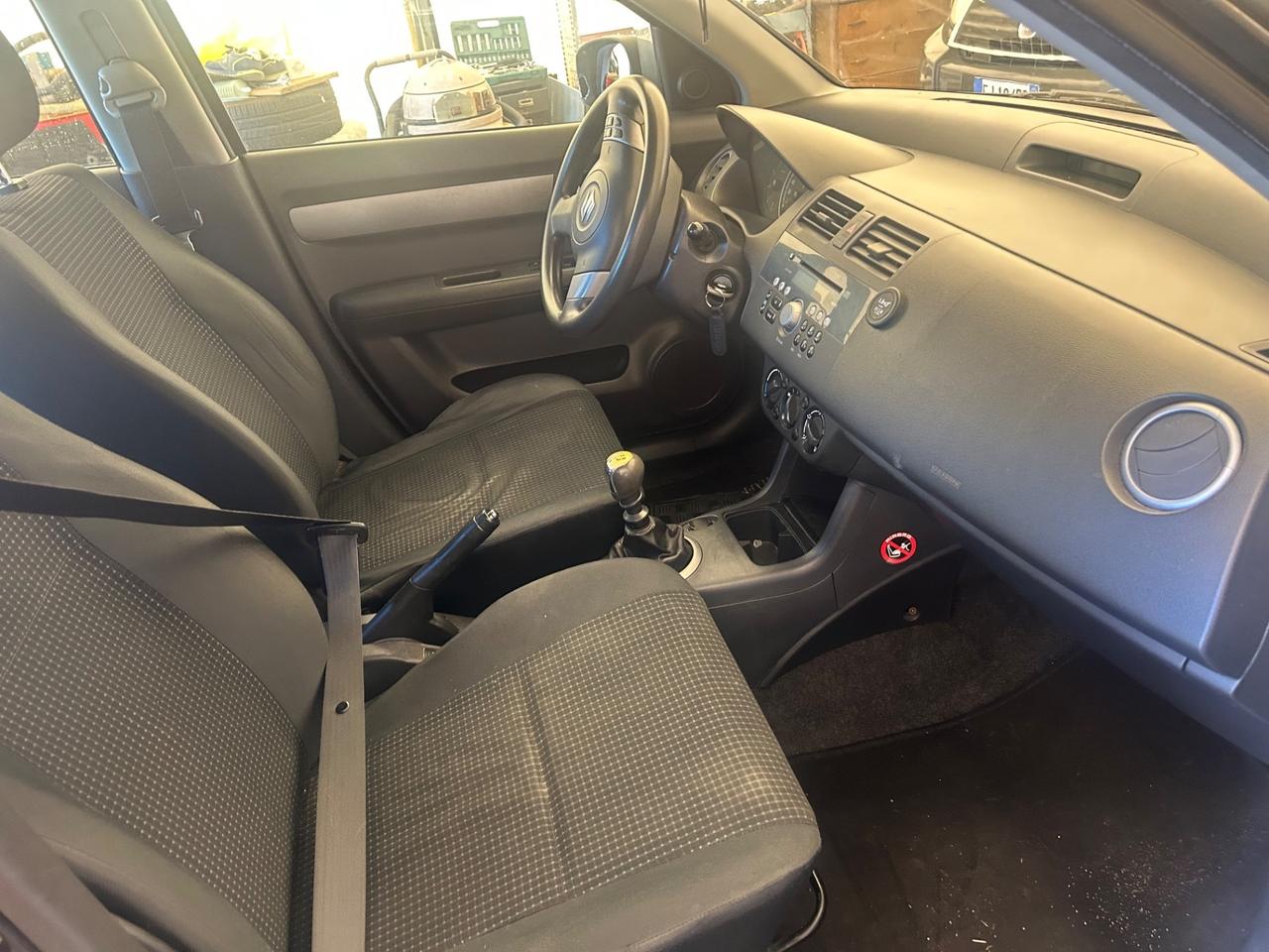 Suzuki Swift 1.3 DDiS 5p. GL