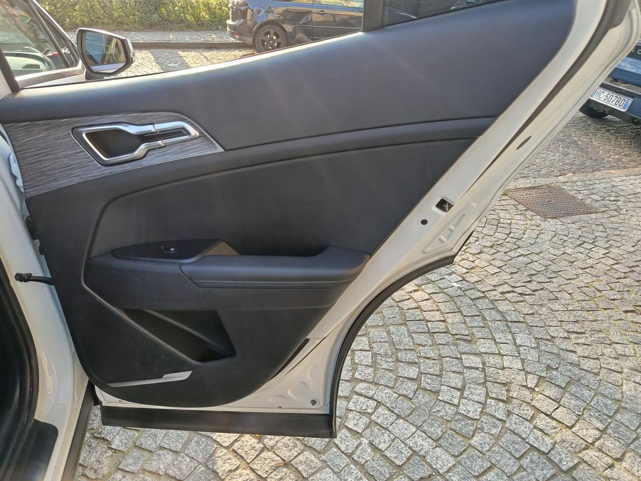 Kia Sportage Business 1.6 CRDi MHEV #9639