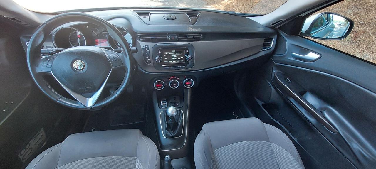 GIULIETTA 1,6 DIESEL SUPER JTD-M 105 CV X NEOPATENTATI LEGA TELEFONO STRAFULL IMPECCABILE