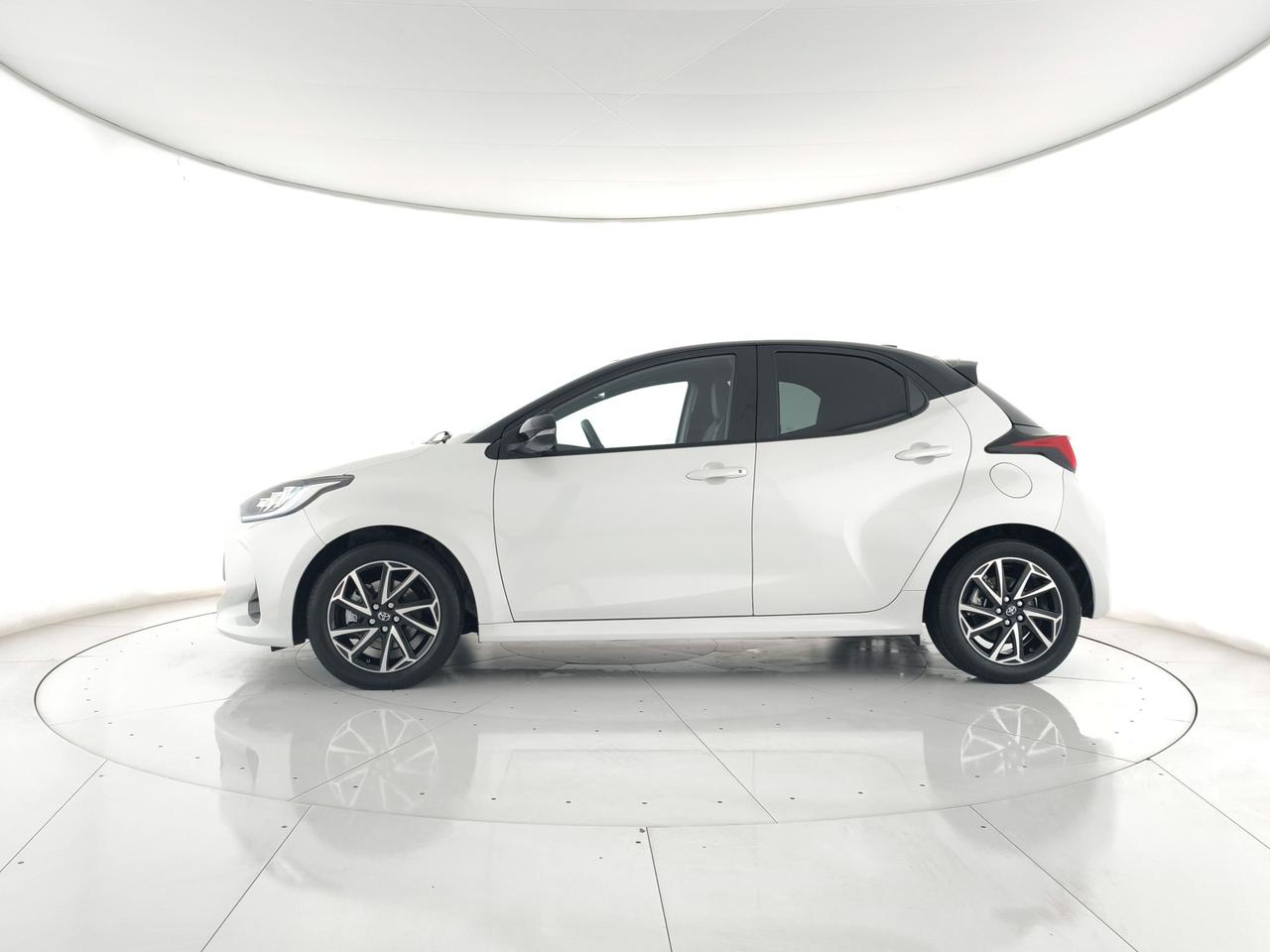 TOYOTA Yaris 1.5h Style CAMERA+ACC+APP CONNECT+NEOPATENTATI