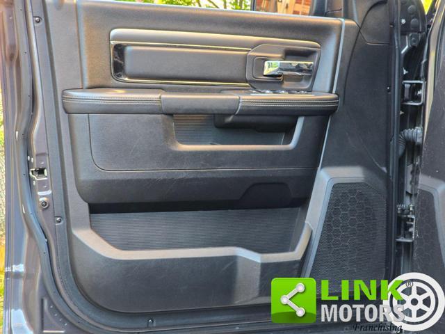 DODGE RAM 1500 5.7 HEMI V8 395 CV Automatic Gancio Traino