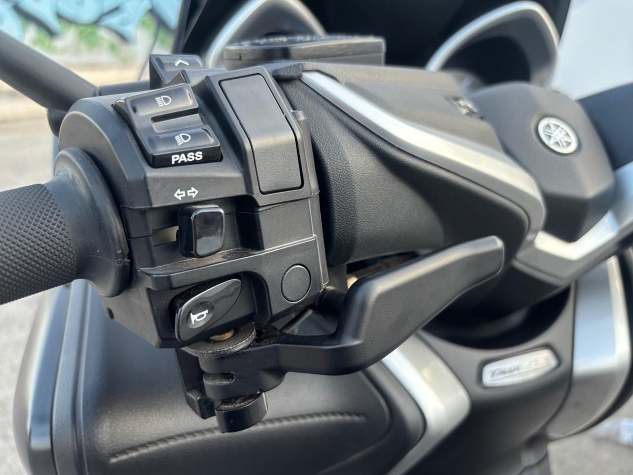 Yamaha T Max 530 Sx ( solo 6000 km )