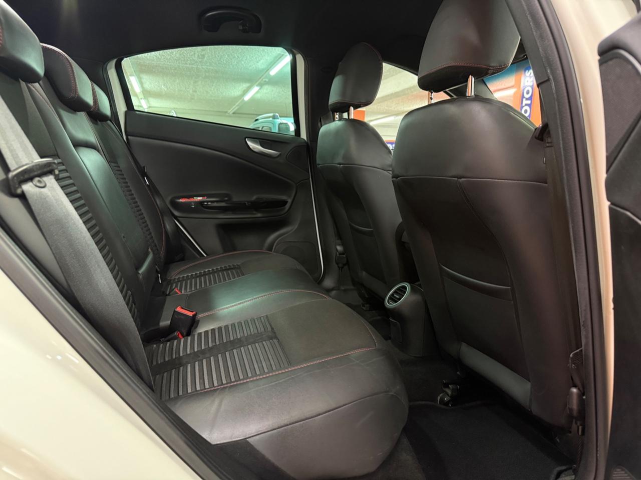 Alfa Romeo Giulietta 1.4 Turbo MultiAir TCT Exclusive BOSE