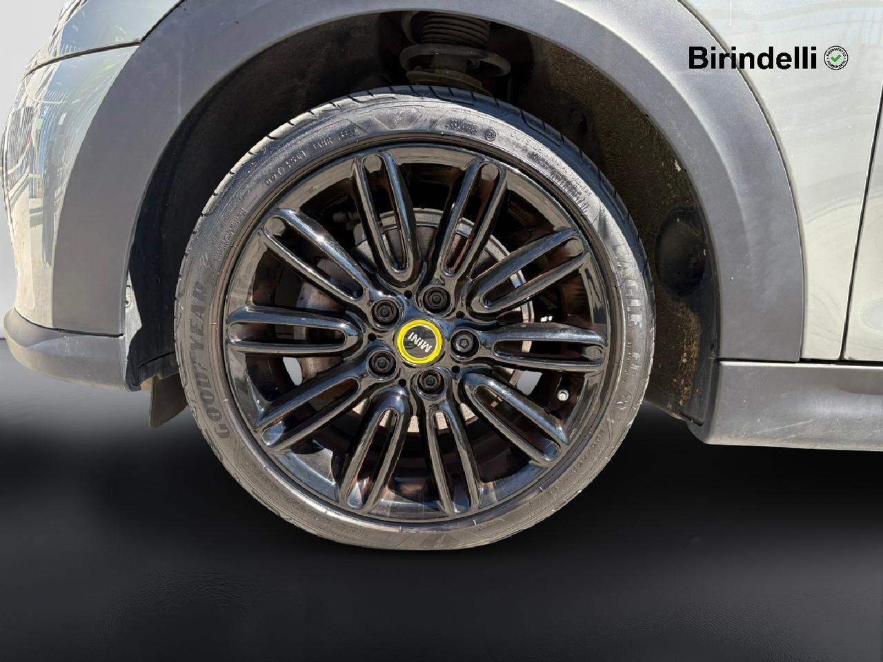 MINI Mini Full El. (F56) - Mini Cooper SE Yours