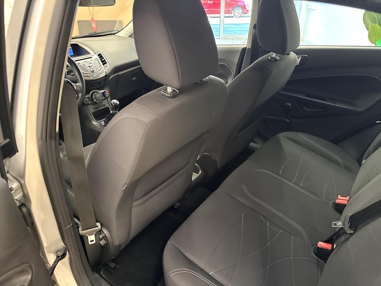 Ford Fiesta 1.5 TDCi 75CV 5 porte Titanium