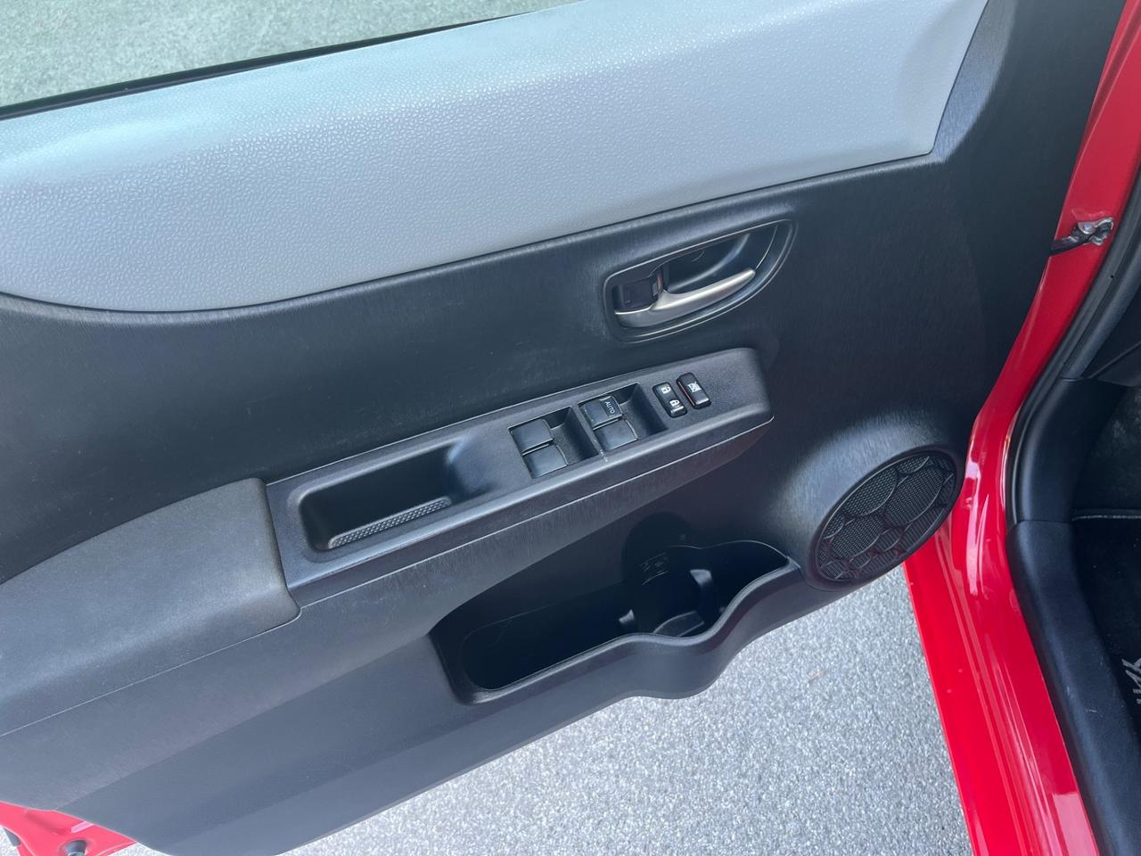 Toyota Yaris 1.5 Hybrid 5 porte Lounge automatica