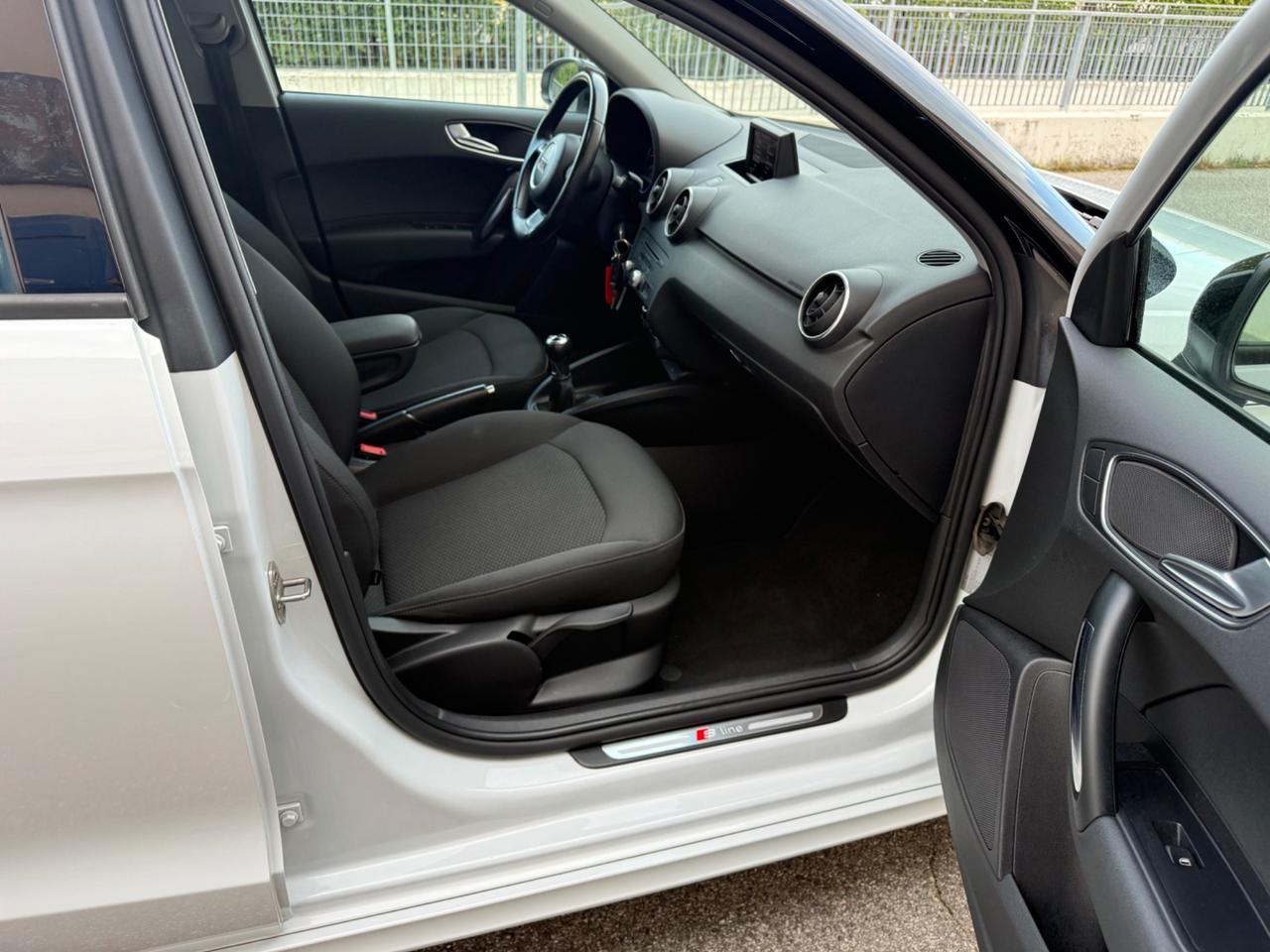 Audi A1 1.6 TDI S line edition