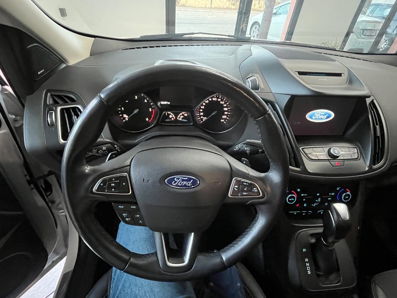 Ford Kuga 2.0 TDCI 150 CV S&S 4WD Powershift Titanium