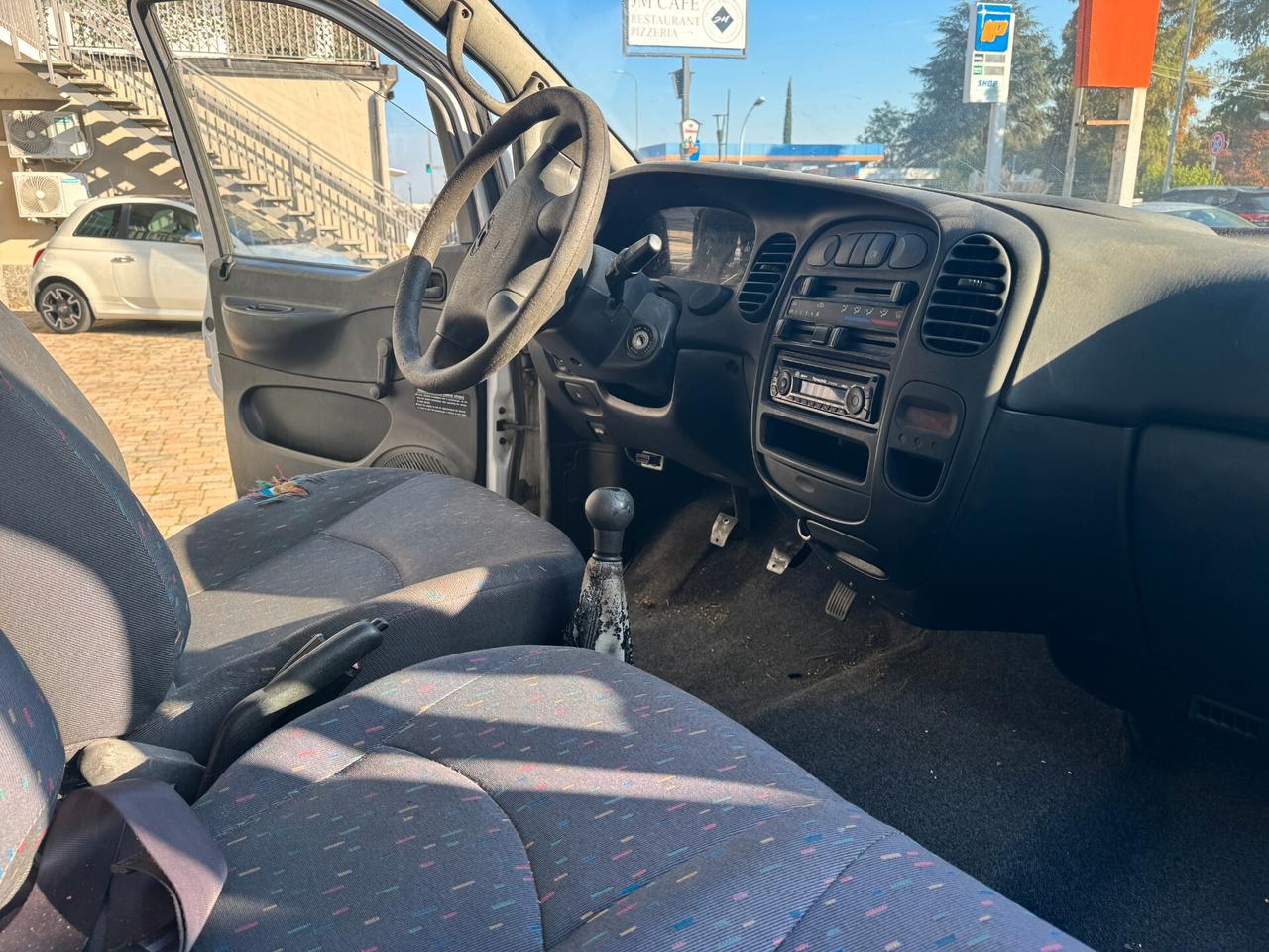 Hyundai H1 AUTOCARRO 3 POSTI