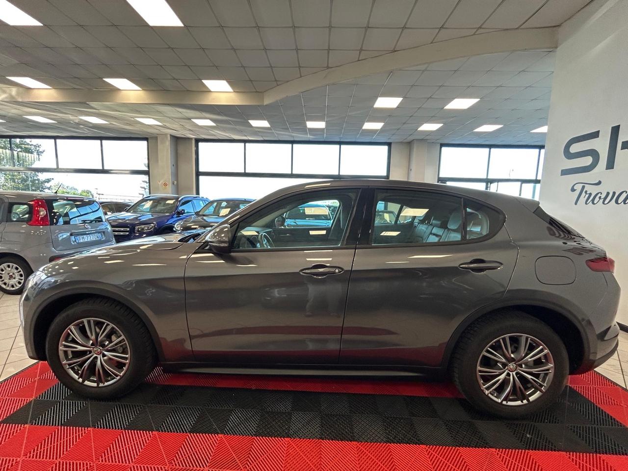 Alfa Romeo Stelvio 2.2 Turbodiesel 160 CV AT8 RWD Business