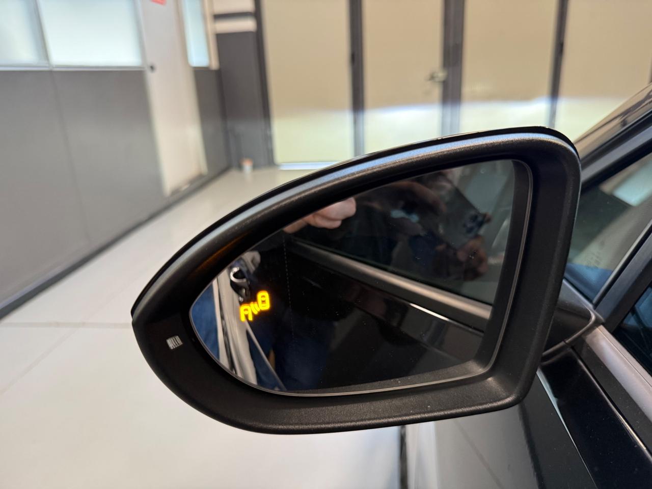 Volkswagen Golf GTI Performance FULL PELLE DYNAUDIO