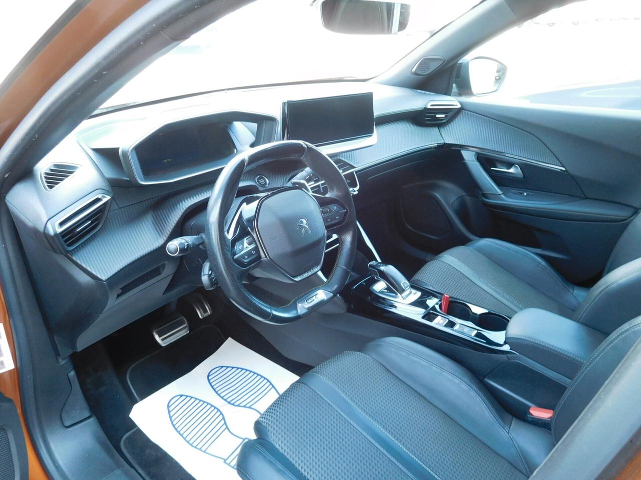 Peugeot 2008 PureTech 130cv S&S EAT8 GT Pack