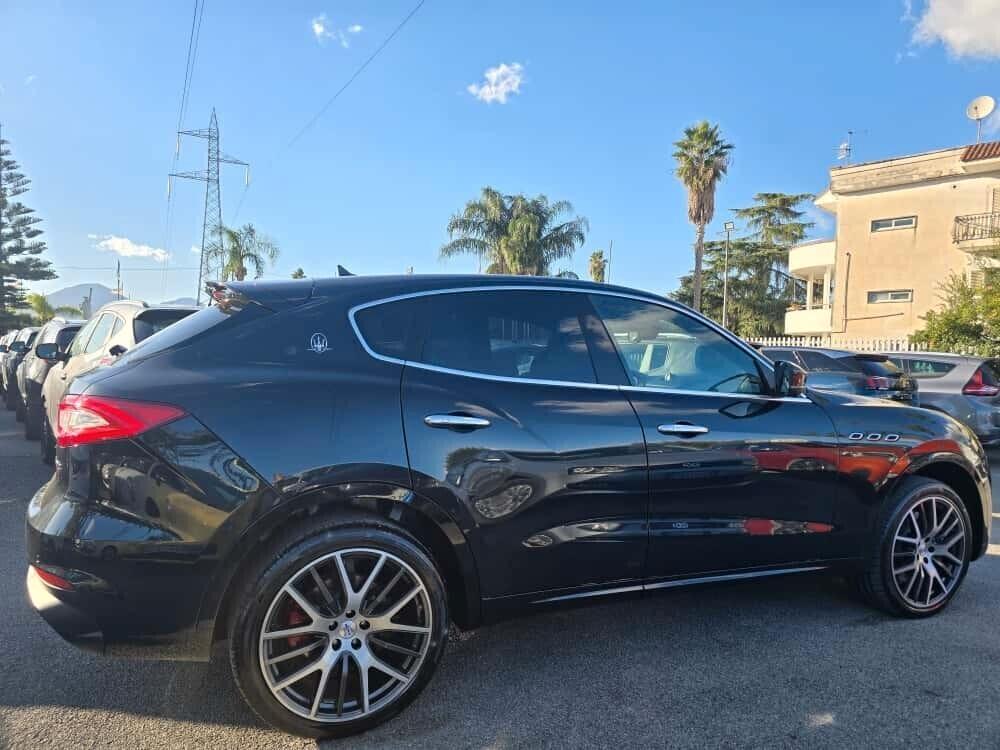 MASERATI LEVANTE 250CV V6 DIESEL AWD GRANSPORT