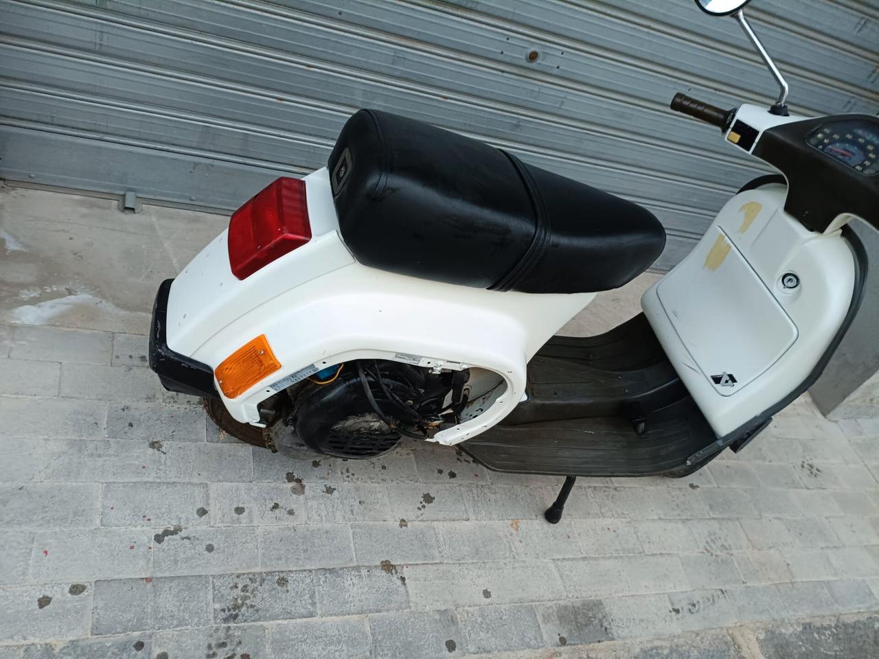 Piaggio Vespa 50 HP V