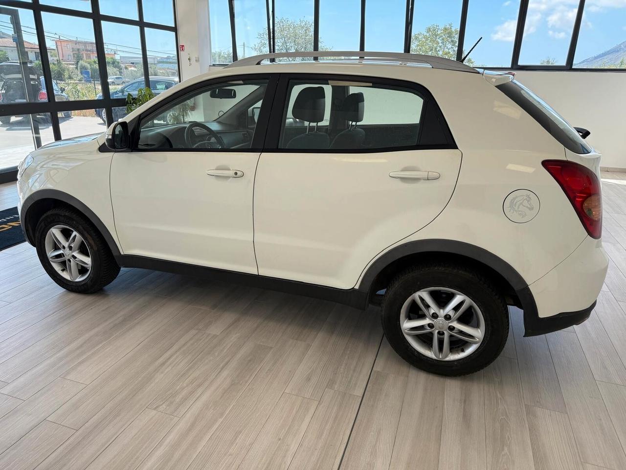 Ssangyong Korando 2.0 175 CV 2WD e-XDi MT C