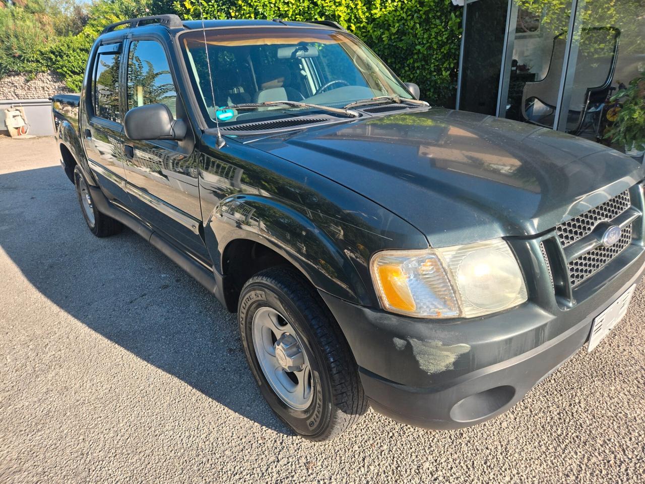 Ford Explorer EXSPLORER SPORT TRAC