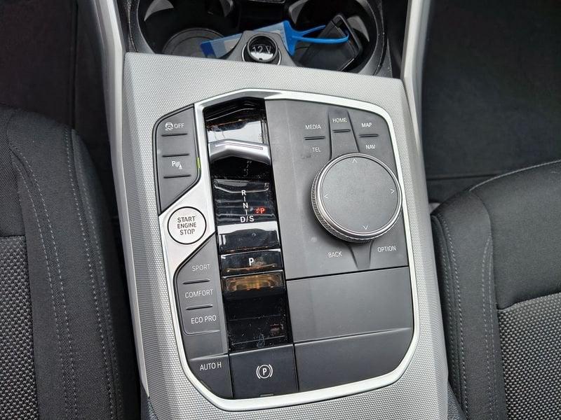 BMW Serie 3 318D Business Advantage Touring AT 150 CV