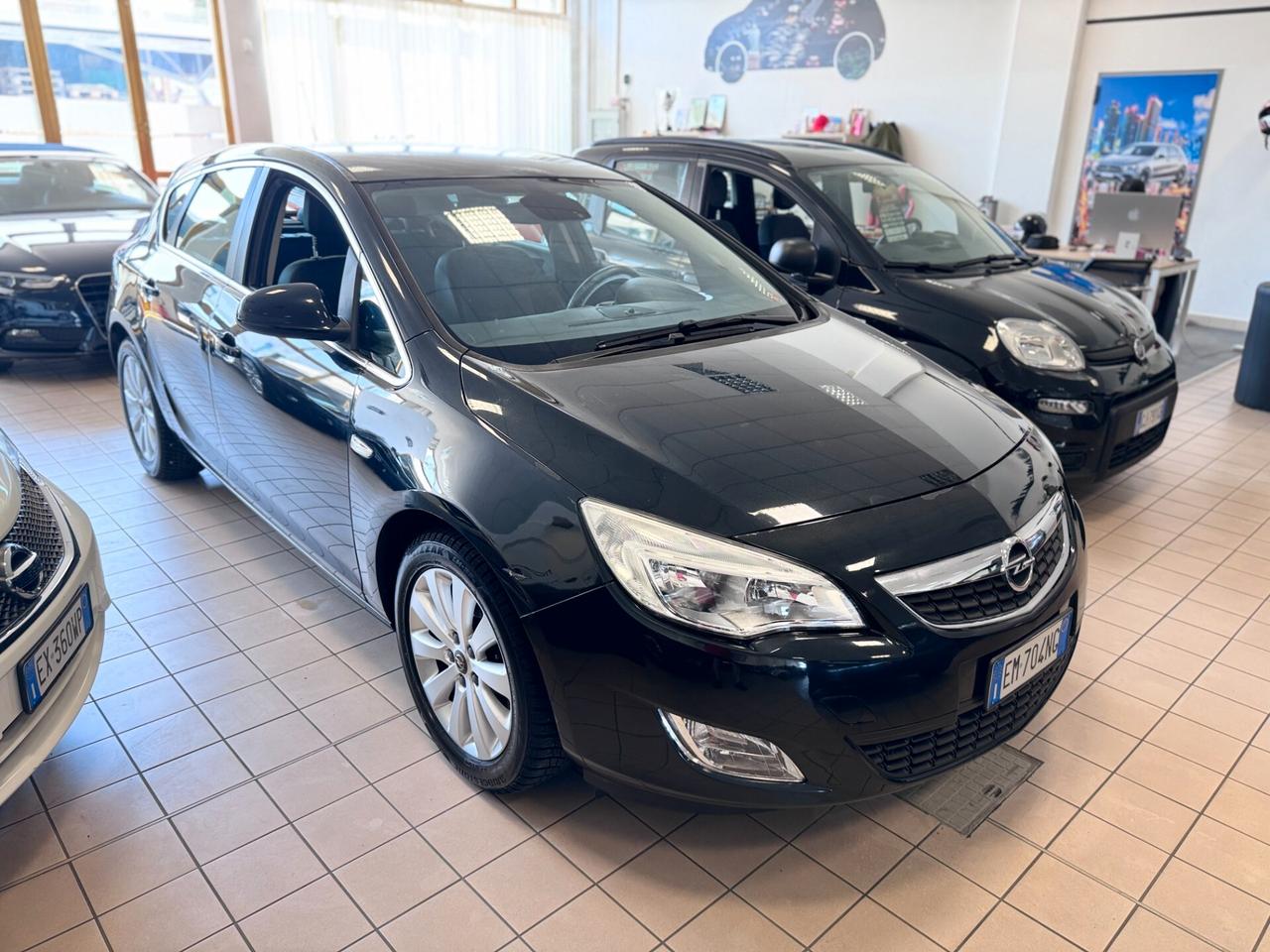 Opel Astra 1.7 CDTI 110CV 5 porte Cosmo Fleet