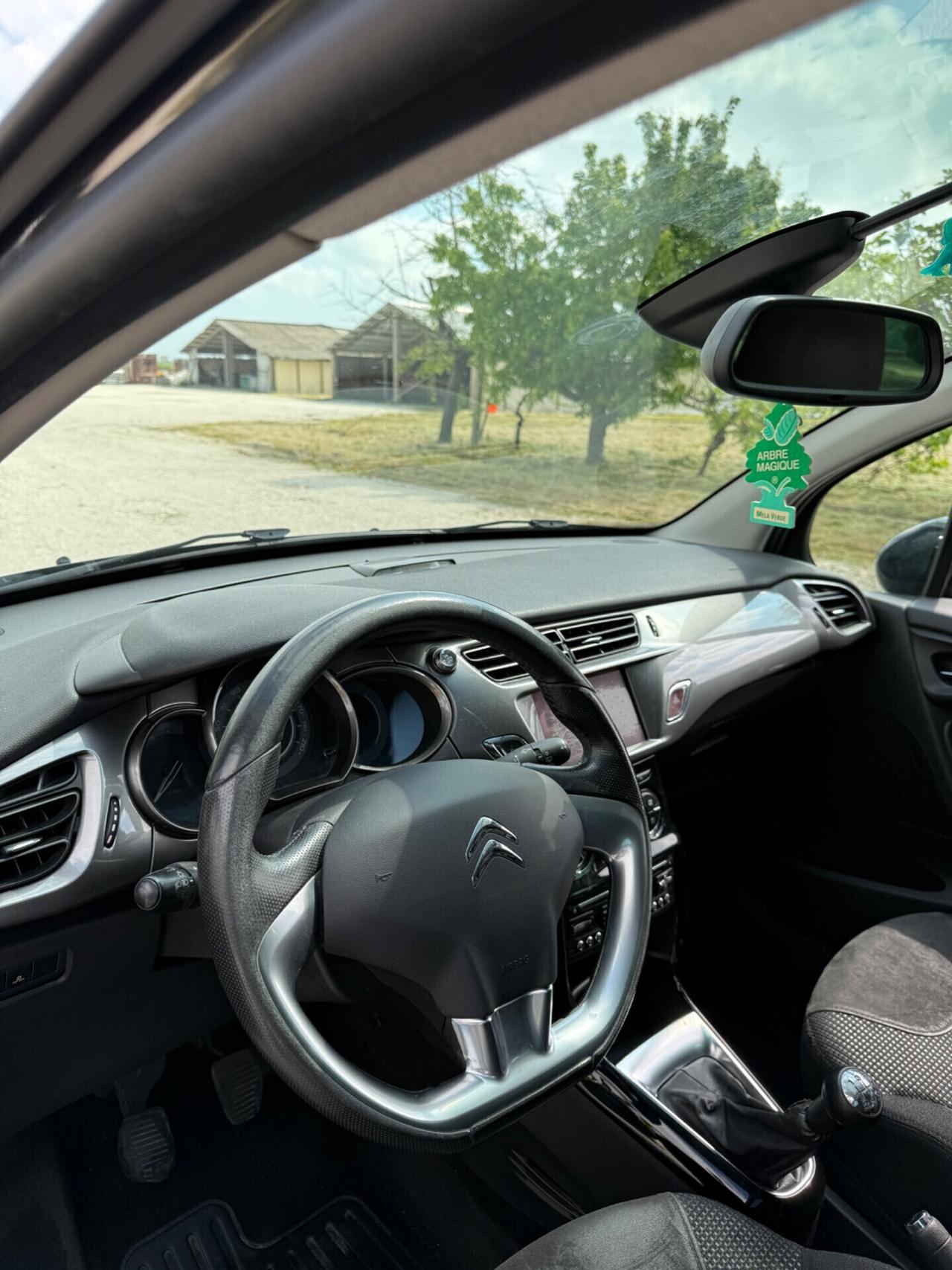 Citroen C3 Exclusive 1.4 benz/metano EURO5 Neopatentati