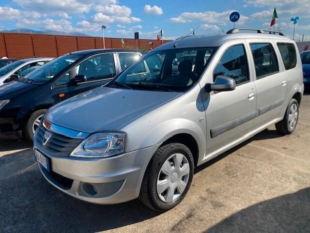 Dacia Logan MCV 1.6 90CV 5 posti Lauréate