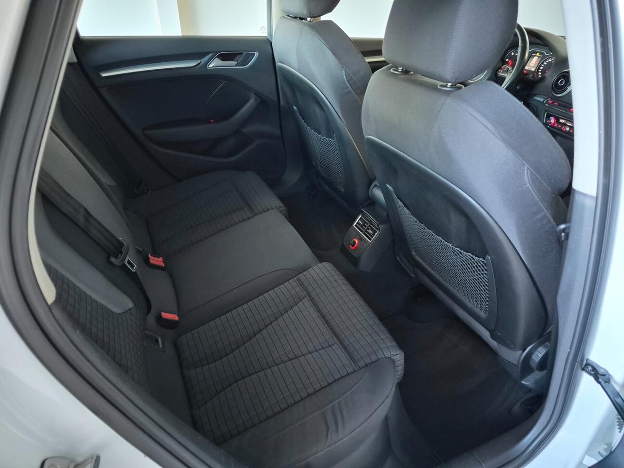 Audi A3 2.0 TDI AMBITION UNIPROPRIETARIO XENO PLUS NAVI AUDI DRIVE SELECT BLUETOOTH C.17 LAVAFARI CRUISE CONTROL