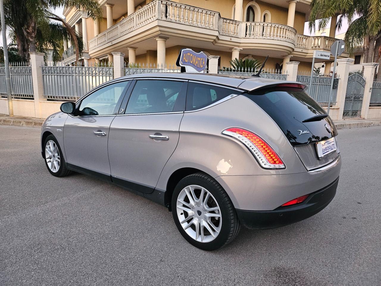 Lancia Delta 1.6 M-jet 120cv Platinum Automatica