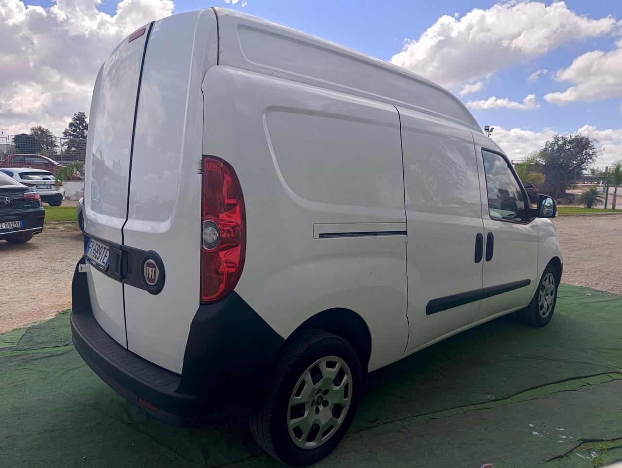 Fiat Doblò 1.6 MJT 105CV S&S Cargo Maxi XL Lounge