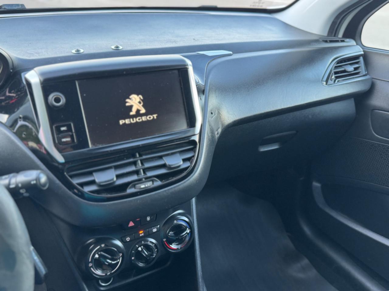 Peugeot 208 BlueHDi 102cv Van 2Posti