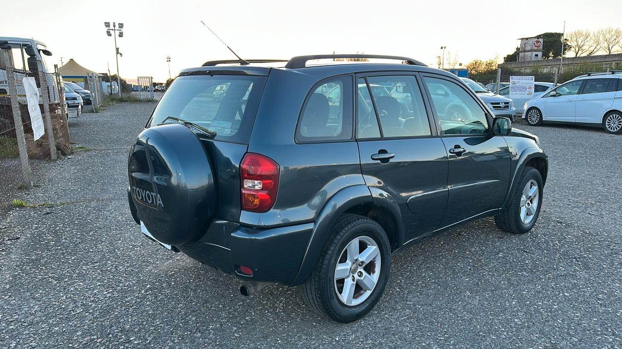 Toyota RAV 4 RAV4 2.0 Tdi D-4D cat 5 porte Sol