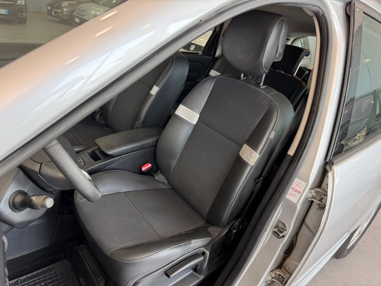 Renault Scenic Scénic 1.9 dCi 130CV Dynamique