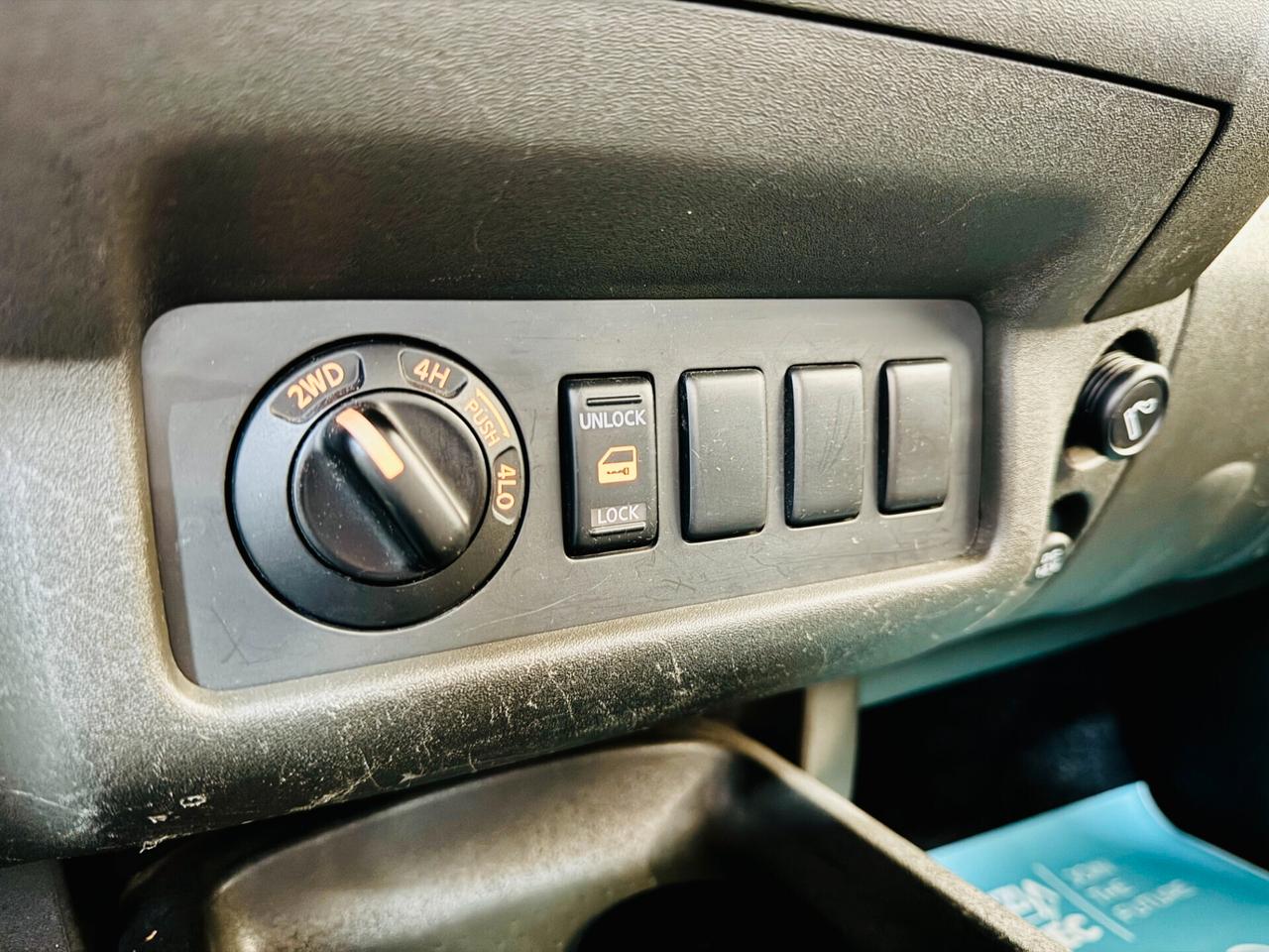 Nissan Navara 2.5 dCi 4 Porte Double Cab 174Cv Autom - Perfetto!!!