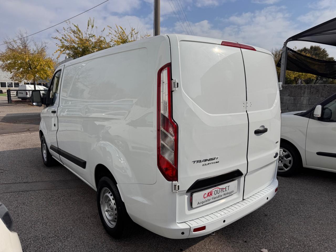 Ford Transit Custom 2.0 TDCI L2 TUTTO TAGLIANDATO PERFETTO!