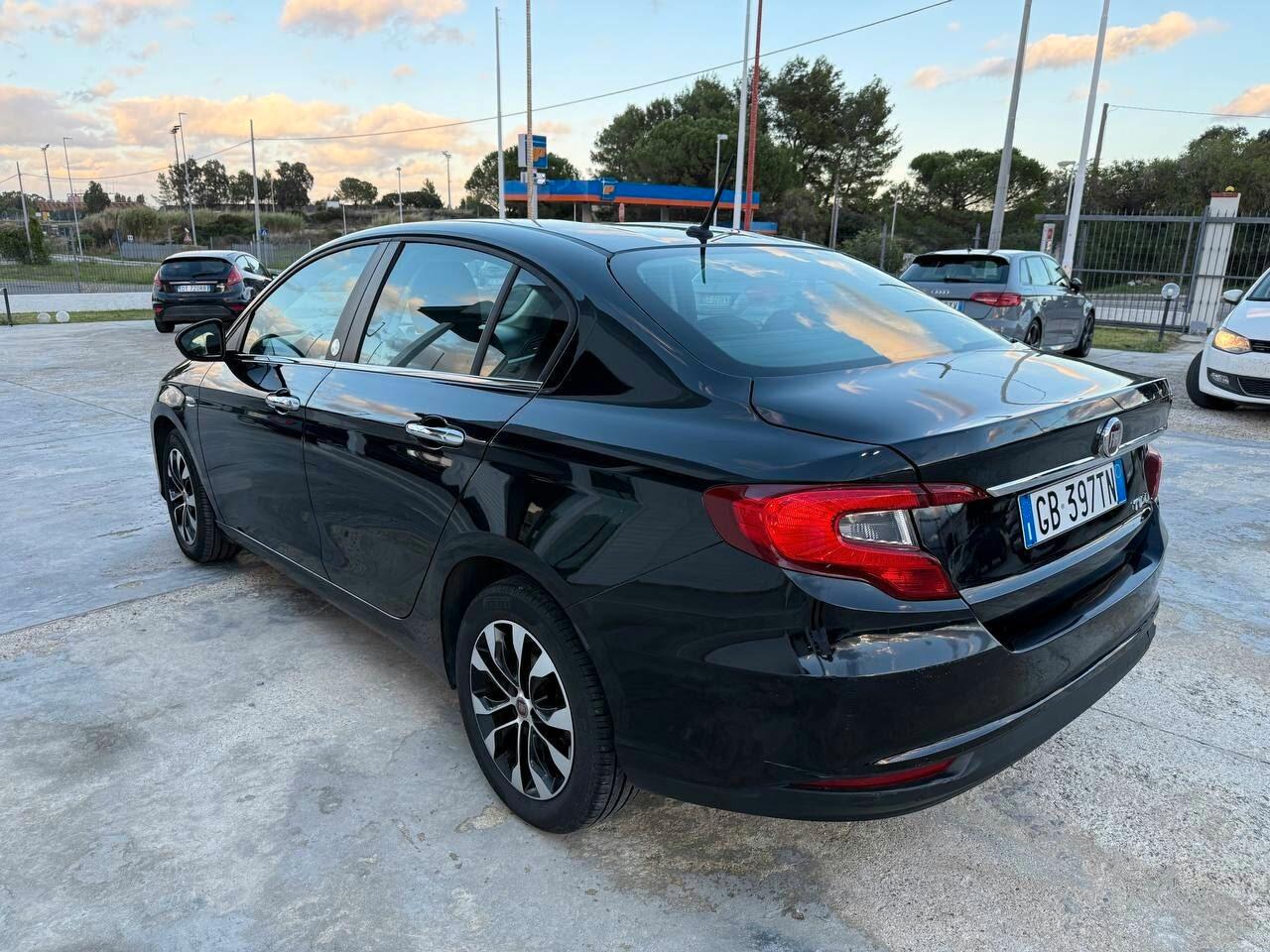 Fiat Tipo 1.6 Mjt 4 porte Mirror