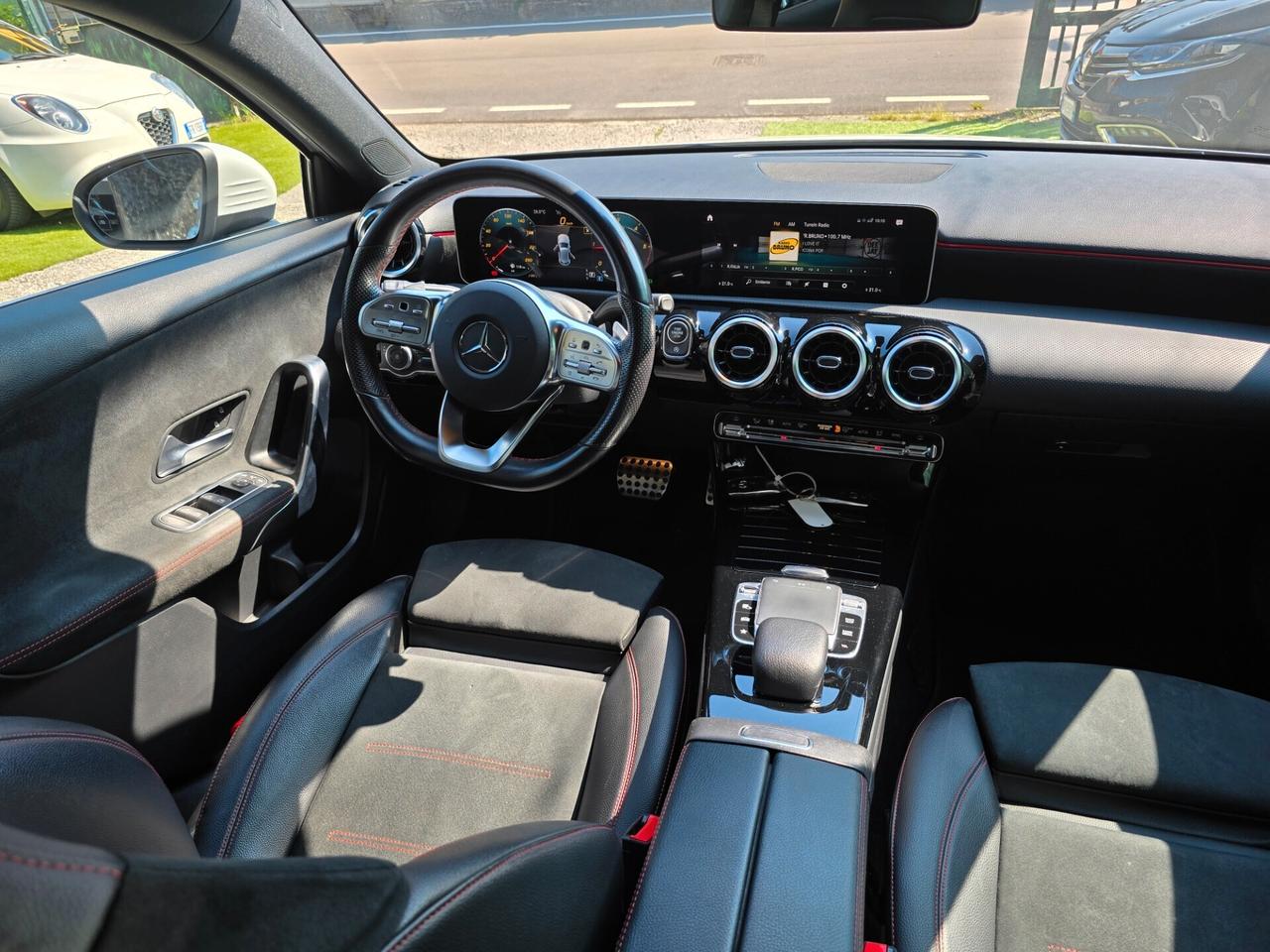 M.B A180D 116CV Automatic Premium- 2019