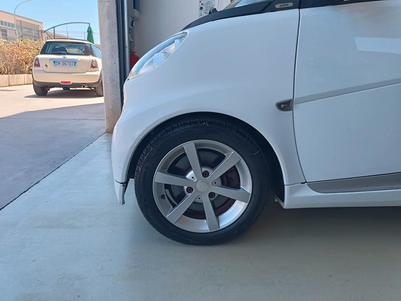 Smart ForTwo 1000 52 kW MHD coupé passion