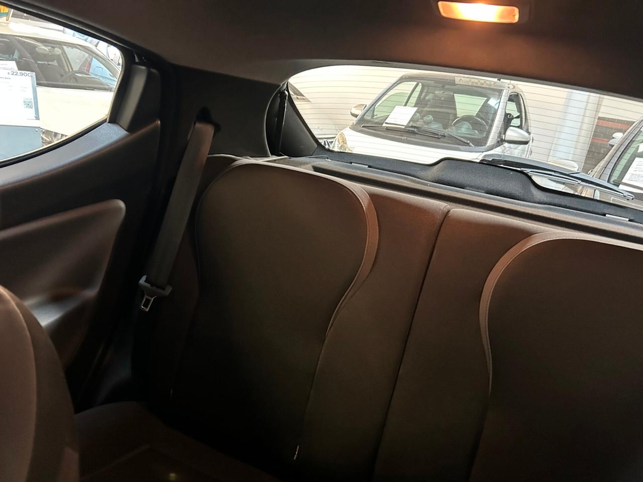 Lancia Ypsilon 1.2 69 CV 5 porte Platinum