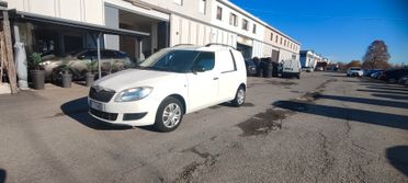Skoda Praktik 1.6 tdi 90 cv - PREZZO PIU' IVA