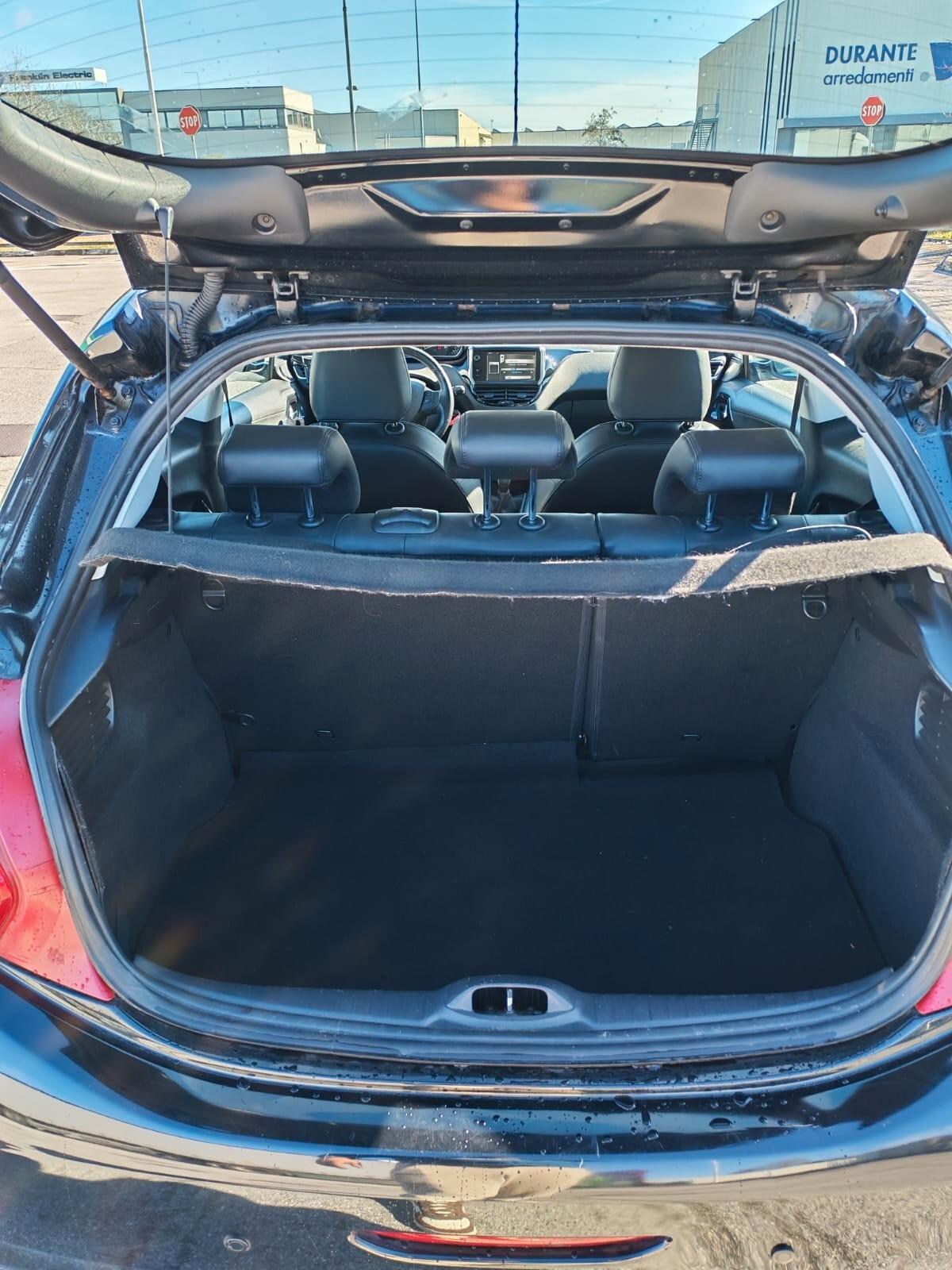 Peugeot 208 1.2 VTi 82 CV 3 porte Active