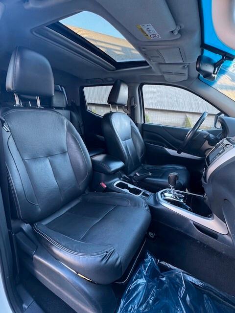 Nissan Navara 2.3 dCi 190 CV 4WD Double Cab