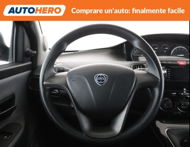 LANCIA Ypsilon 1.2 69 CV 5 porte Silver