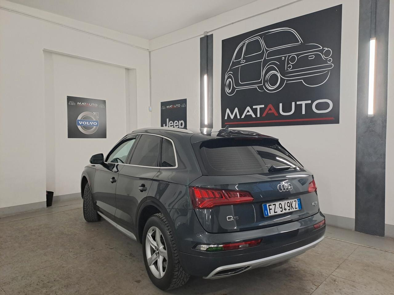 Audi Q5 40 TDI quattro S tronic Business