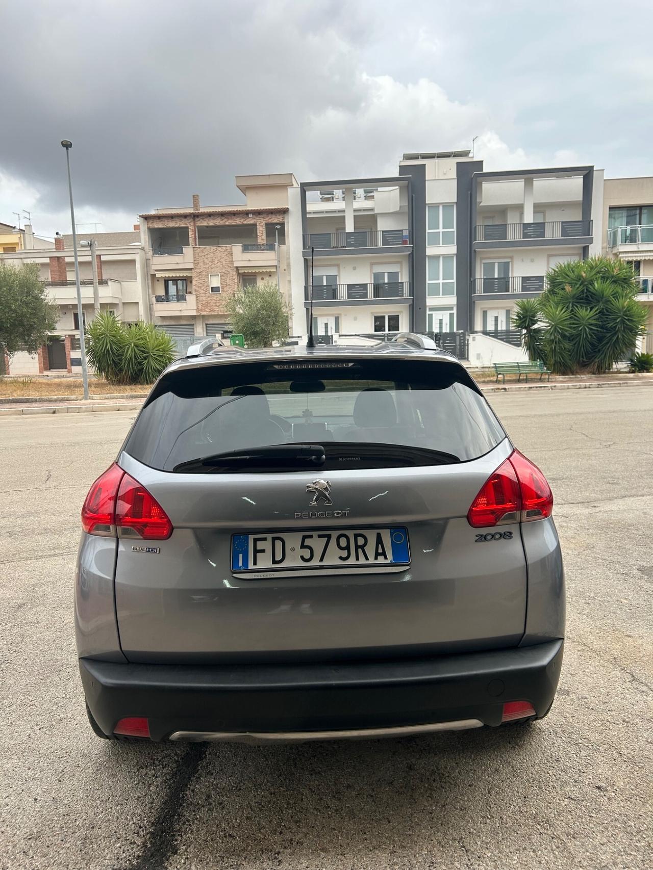 Peugeot 2008 BlueHDi 120 S&S Allure