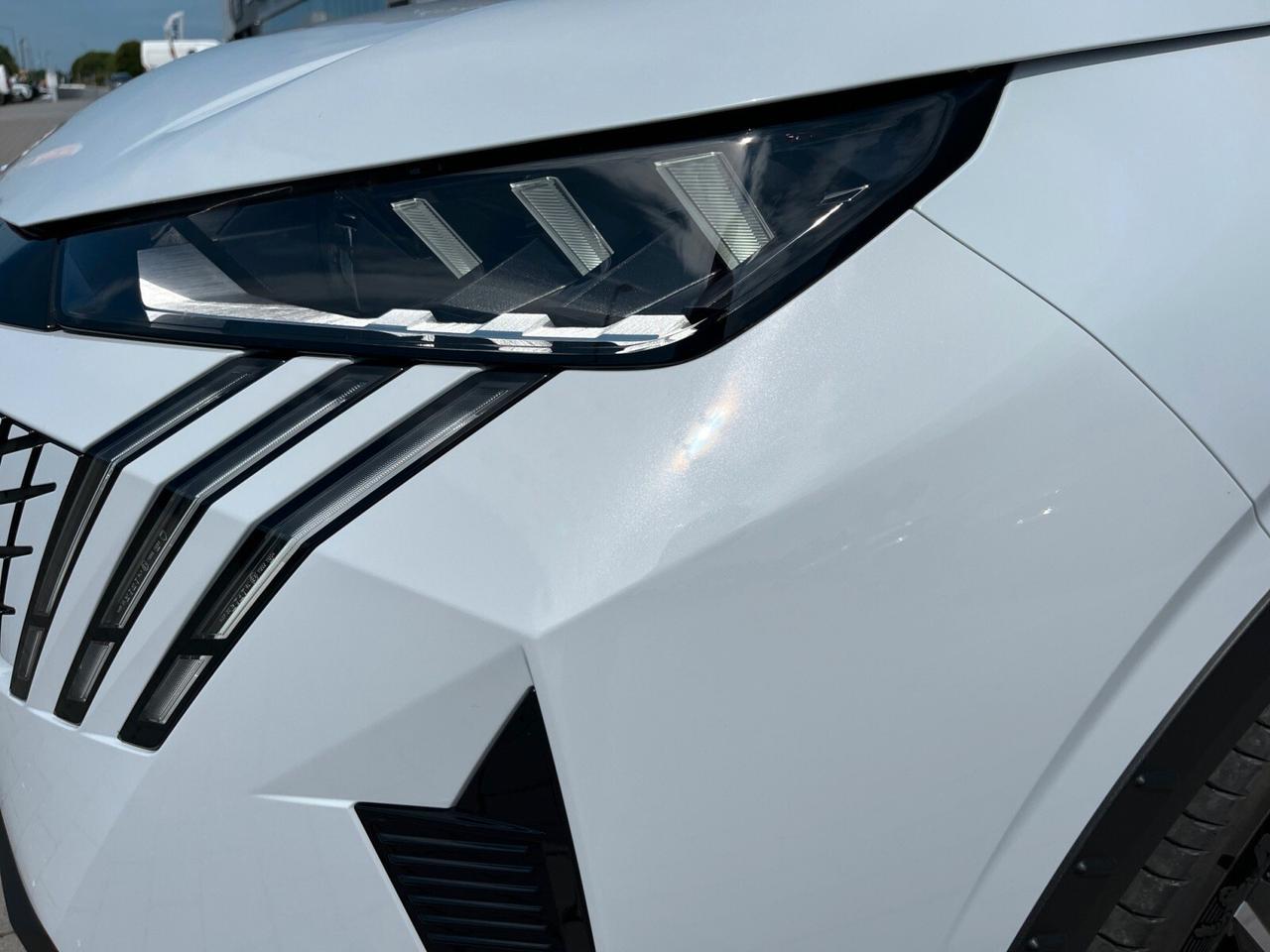 Peugeot 5008 Hybrid 136 e-DCS6 GT