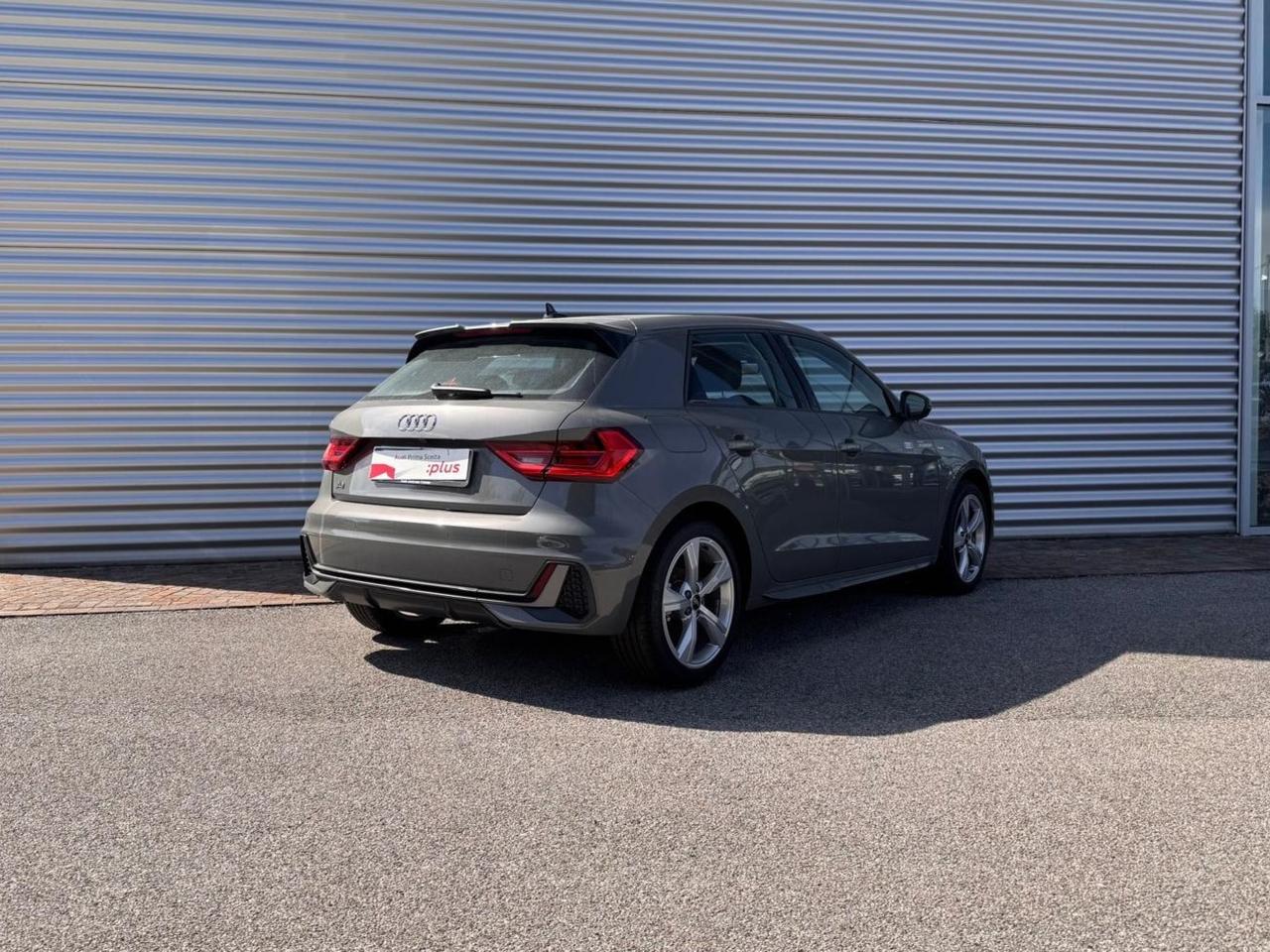 AUDI A1 SPORTBACK 30 TFSI S-TRONIC S-LINE EDITION