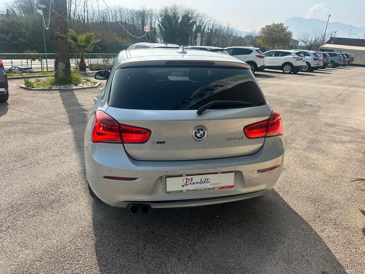 Bmw 120d xDrive 5P Urban AUTOM.