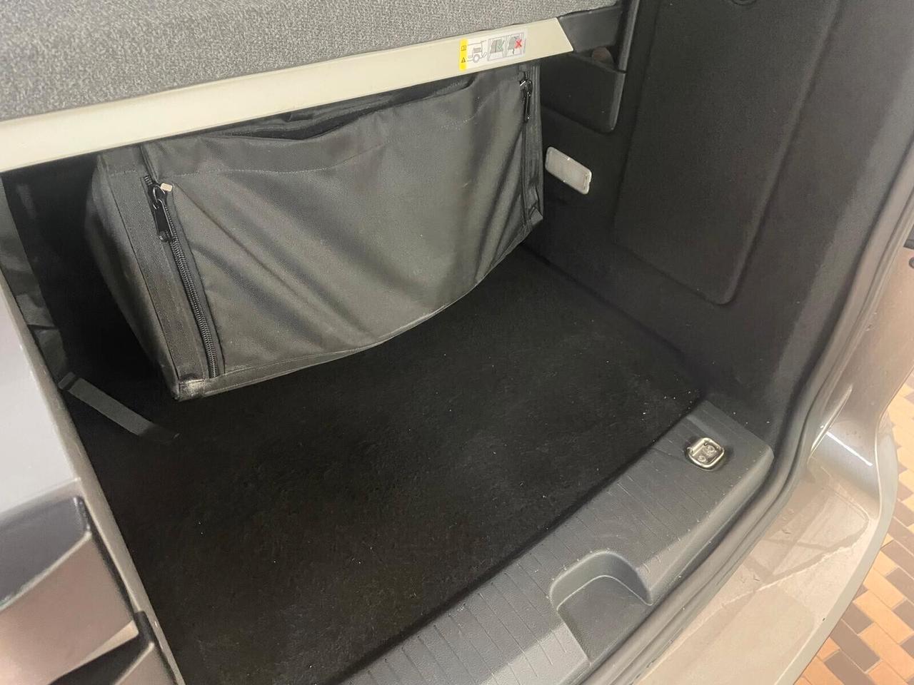 Volkswagen Caddy California 1.5 TSI MAXI Automatico