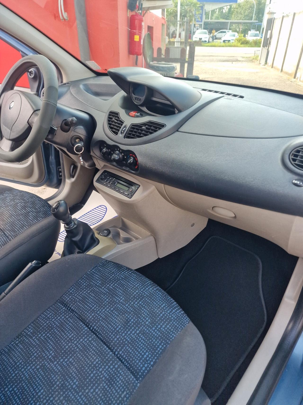 Renault Twingo 1.2 8v distrb/ok , si neopat.