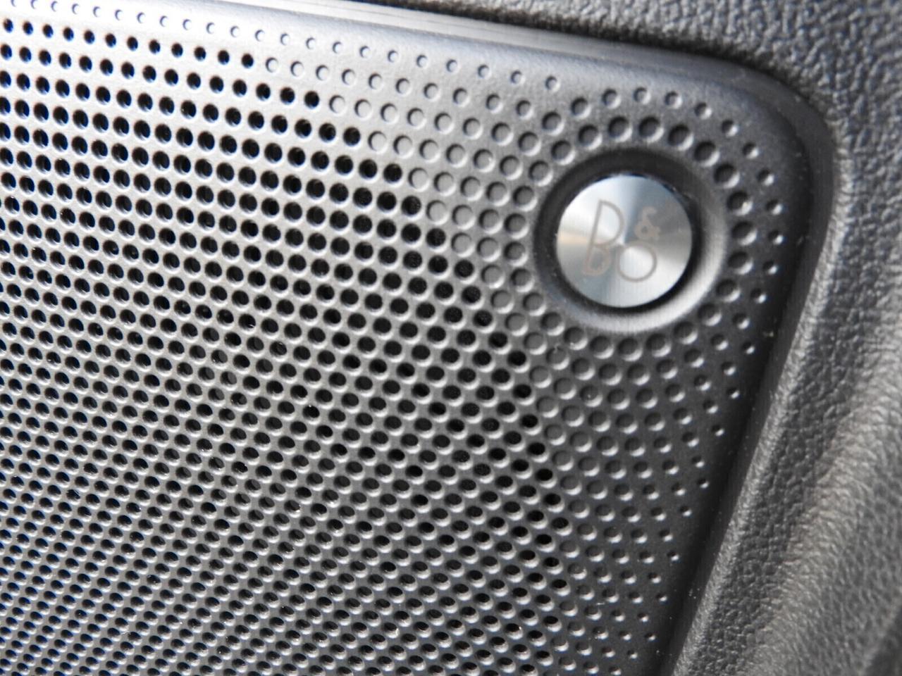 Ford KUGA 2.0 DIESEL/Hybrid ST-Line