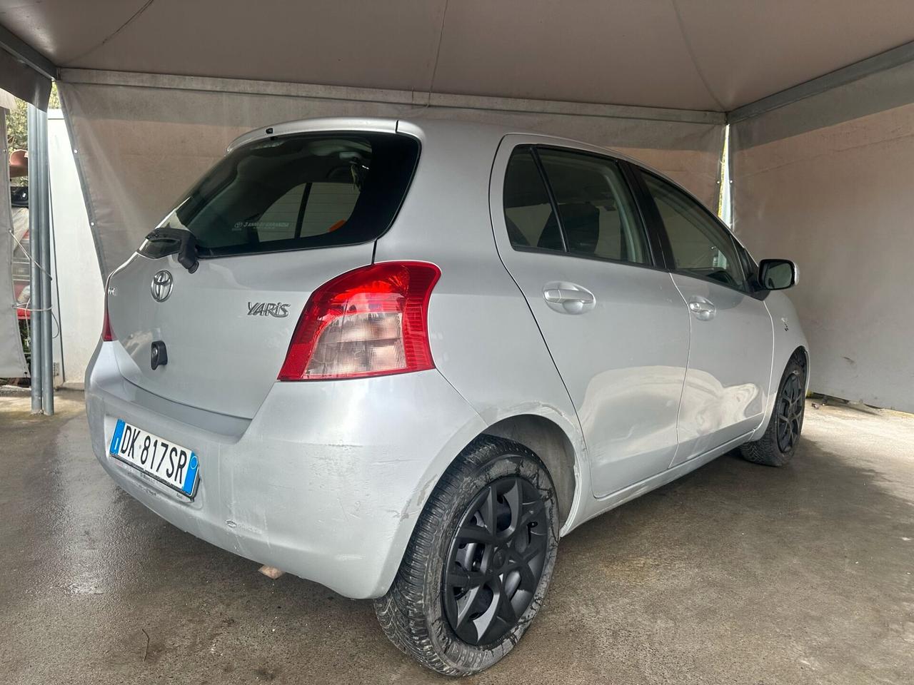 Toyota Yaris 1.3 5 porte Sol